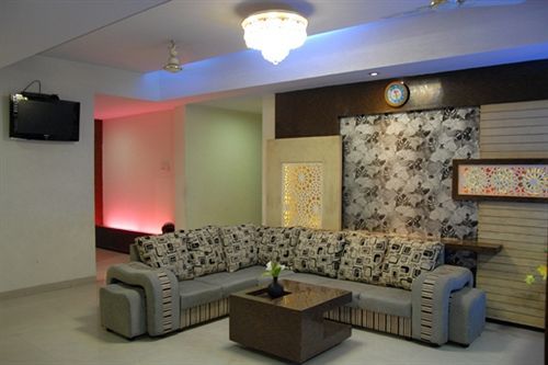 Hotel Enzo International Bangalore Bagian luar foto